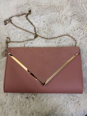 Elegant Pink Chain Envelope Crossbody Bag | Aldo